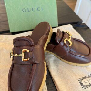 Gucci Horsebit Leather Mules – Women’s 8.5 (Burgundy Brown)